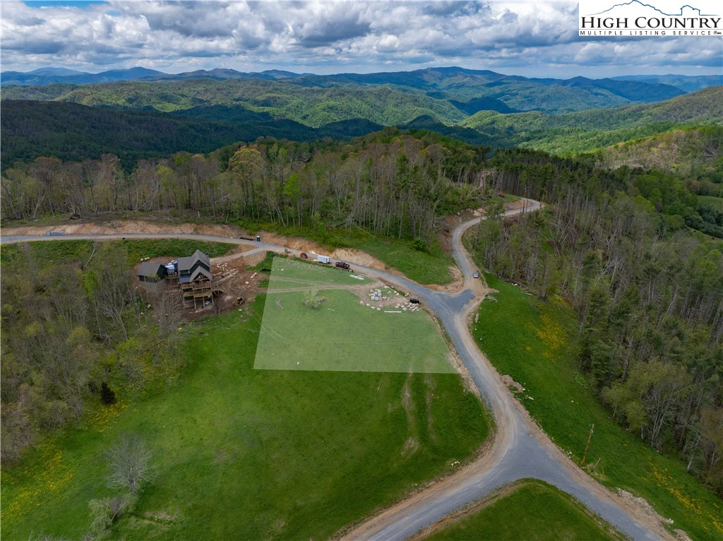 Image number 1 for the current listing